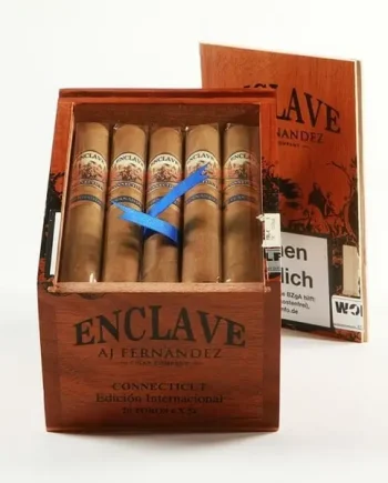 AJ Fernandez Enclave Connecticut Toro Box of 20