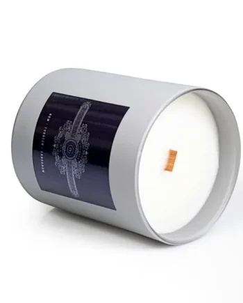 The Robert Graham 1874 'Cigar Lounge' Candle
