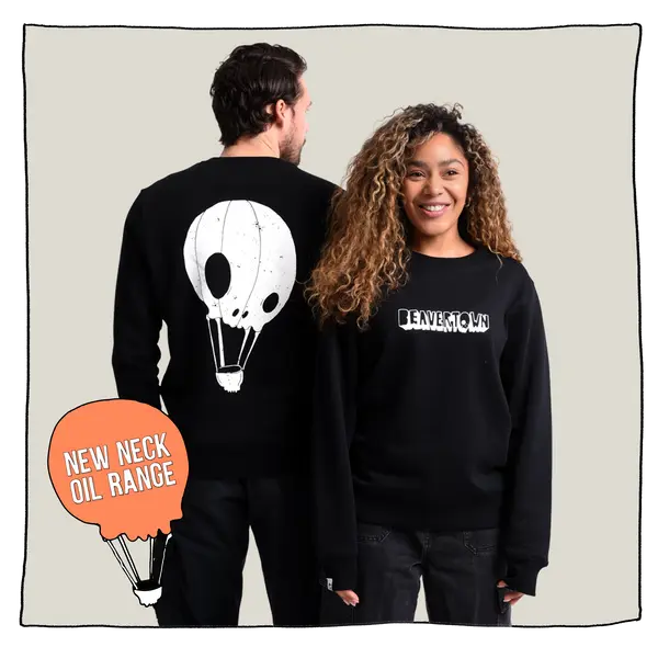 Skulloon Sweatshirt in Black